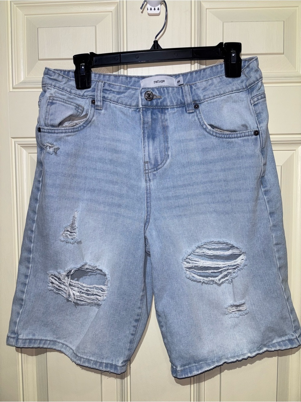 refuge Light Blue Denim Jeans